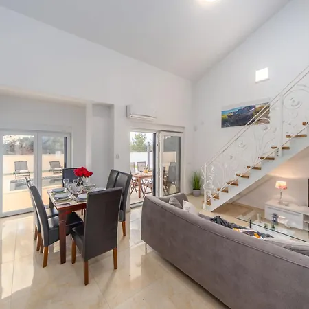 Shaula 1 Villa Šibenik